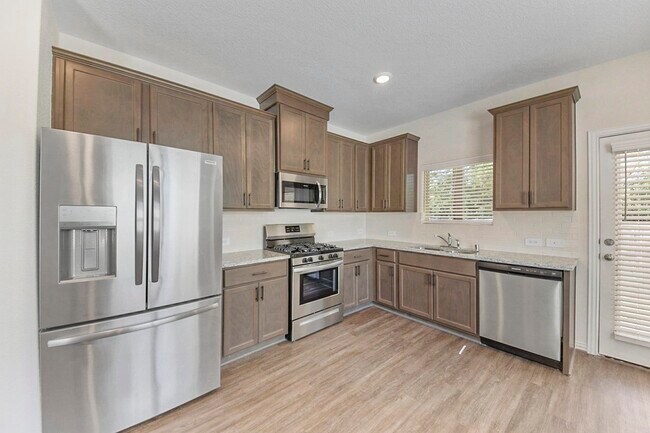 Foto del edificio - 115 Silver Sky St