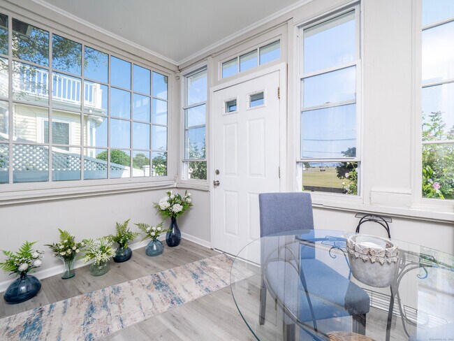Foto del edificio - 33 Seaview Ave