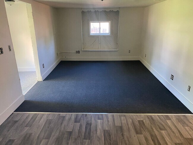 Foto del edificio - Fully Renovated 1 Bedroom Bungalow for Rent