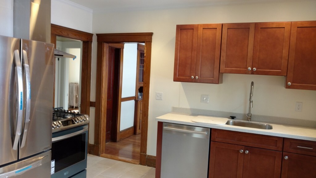 Foto principal - 82 Kirkland St
