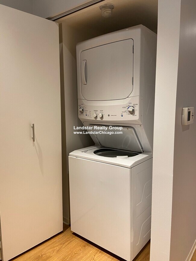 Foto del edificio - 125 E 21st St