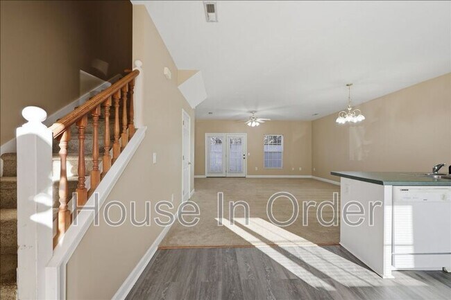 Foto del edificio - 48 Ridgestone Cir