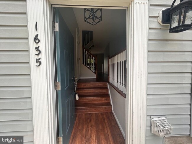Building Photo - 1635 Elkwood Ct