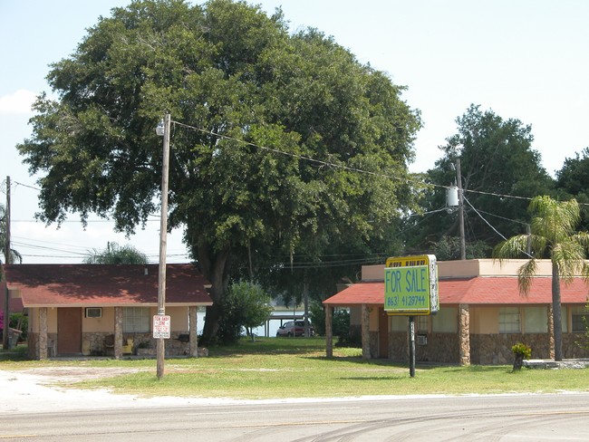 Building Photo - Lake Marianna Cottages