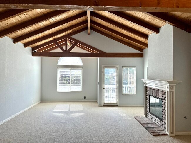 Building Photo - 1502 Goodman Ave