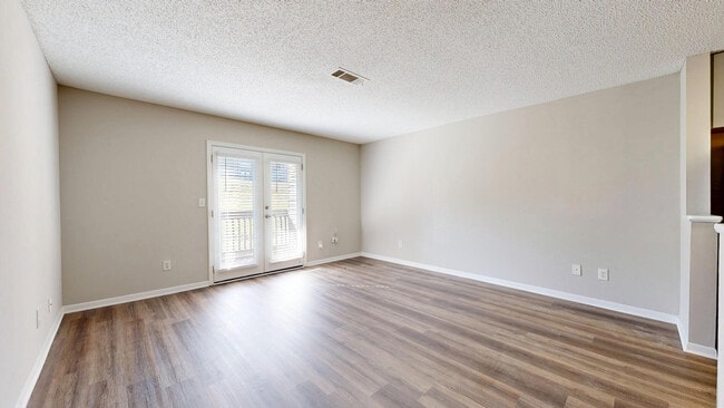 Interior Photo - Hickory Run