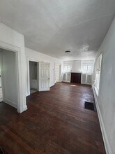 Building Photo - 102 Rockwood Ave