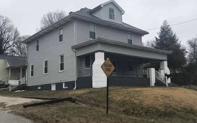3311 Mount Vernon - 3311 Mt Vernon Ave