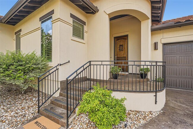Building Photo - 13712 Golden Wave Loop