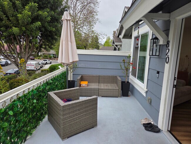 Foto del edificio - 820 Stillwater Cove Way