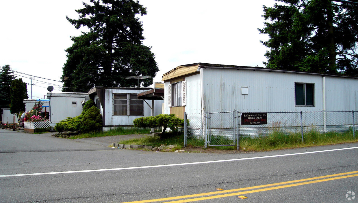 Primary Photo - Lakewood Mobile Home Park