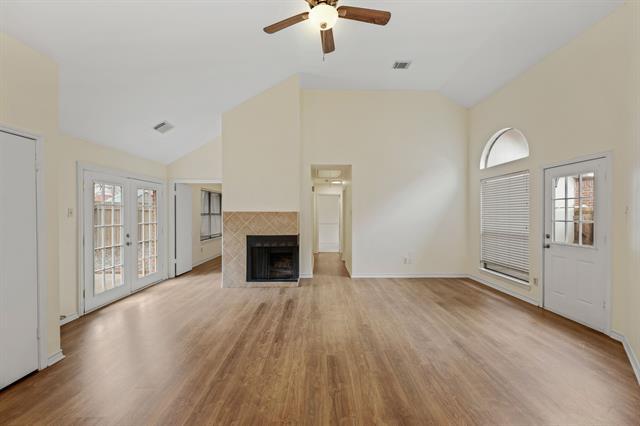 Foto del edificio - 6905 Hickory Creek