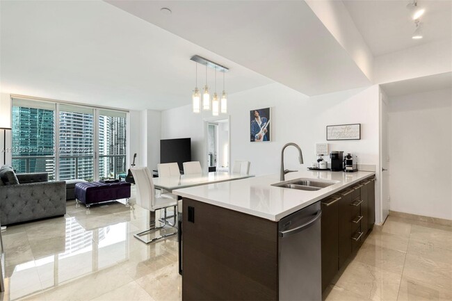 Foto del edificio - 500 Brickell Ave