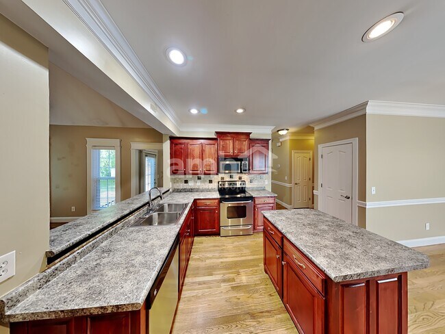 Building Photo - 416 Savannah Rdg