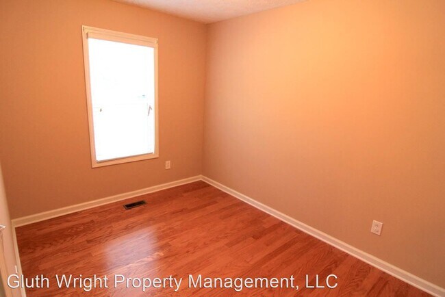 Building Photo - 4 br, 2 bath House - 2552 Lismore Drive