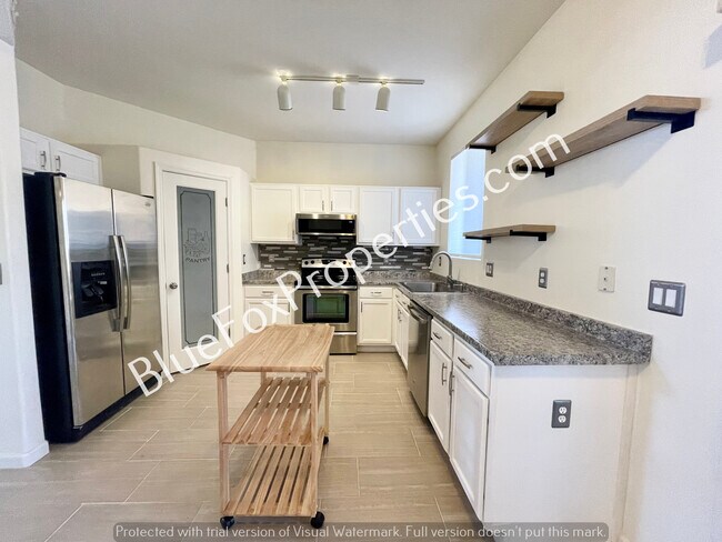 Foto del edificio - 8701 E Chimney Spring Dr