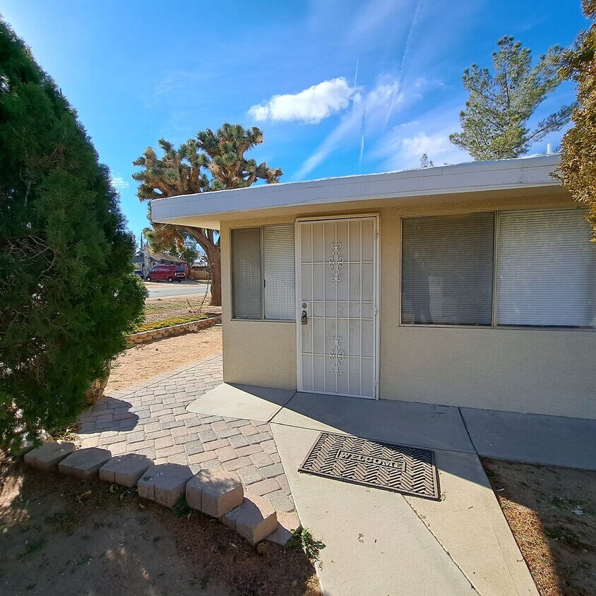 7492 Hopi Trail, Yucca Valley, CA 92284 House Rental in Yucca Valley