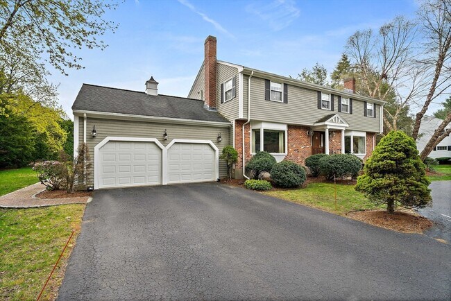 Building Photo - 34 Saddle Club Rd