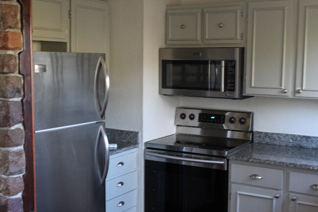 Foto del edificio - 10748 Routt St