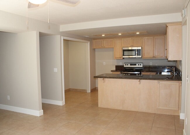 Building Photo - 505 Arlene Dr