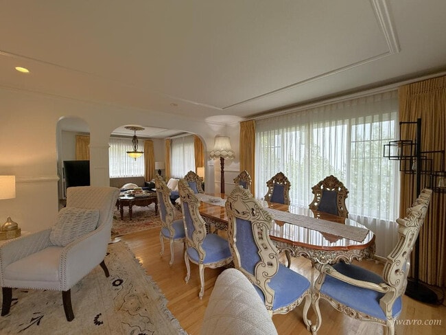 Building Photo - 150 Tiptoe Ln