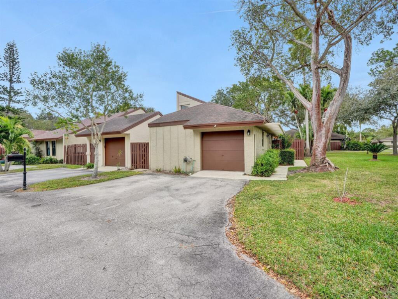 Foto principal - 11438 Orange Blossom Ln