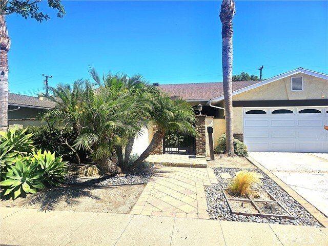 Foto principal - 6961 Brunswick Dr
