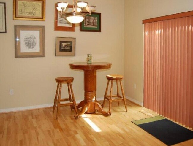 Foto del edificio - 3844 SW Binford Ave