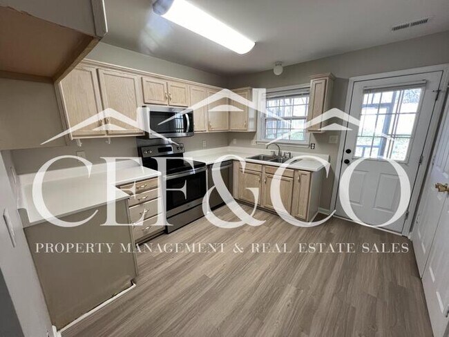 Foto del edificio - Lovely 3 bedroom 2.5 bath home located in Boiling Springs avaialable!