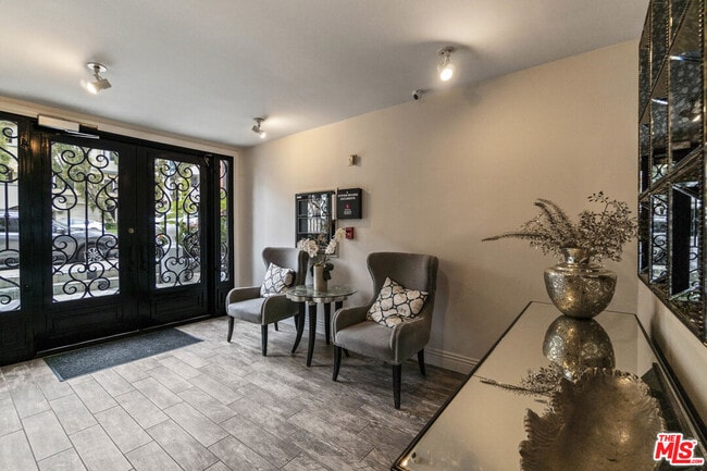 Foto del edificio - 11952 Montana Ave