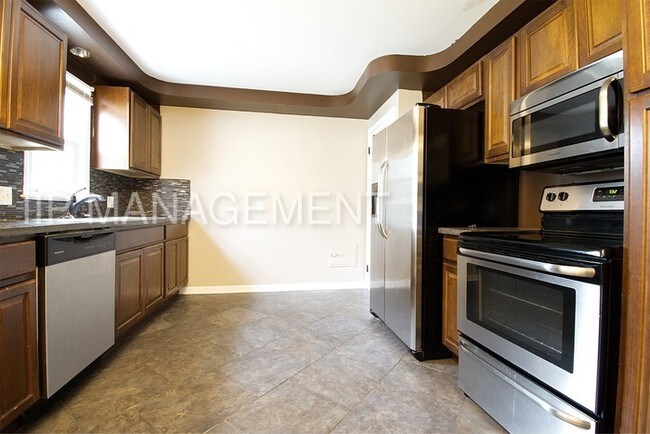 Foto del edificio - 11714 Meadowbrook Dr