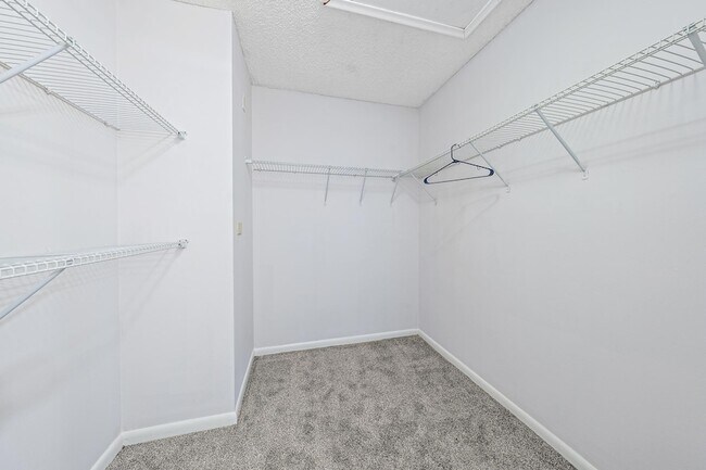 Foto del edificio - 352 Prestwick Cir