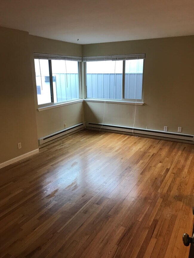 Foto del edificio - 712 Summit