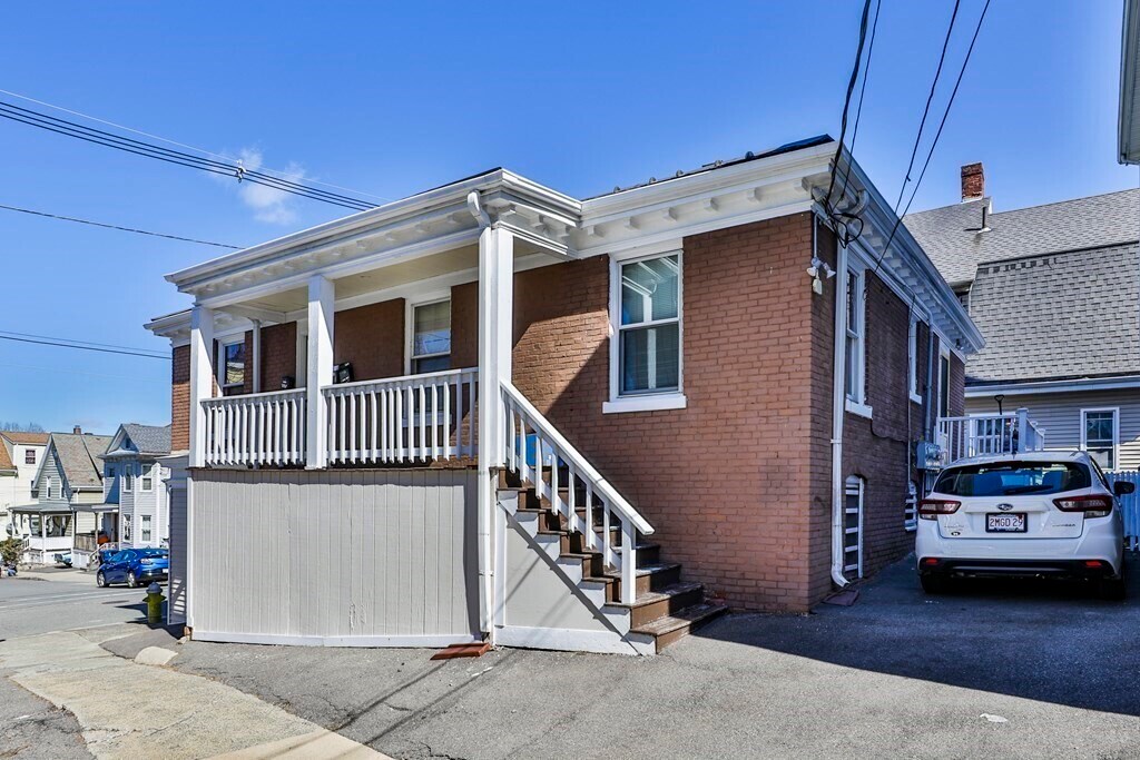 1 Hazel St Unit 1R, Salem, MA 01970 Apartment for Rent in Salem, MA