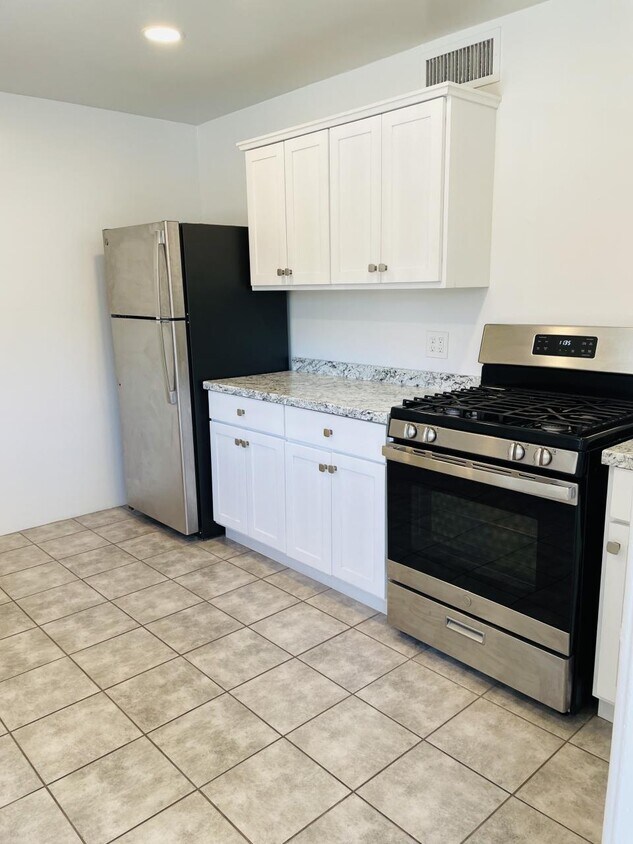 Foto principal - 2529 E Edison St