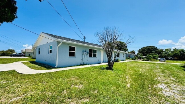 Building Photo - 1207 Ave K