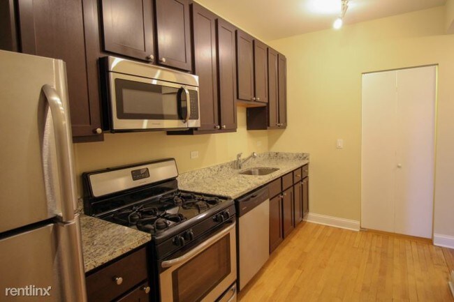 Building Photo - 4054 N Harding Ave