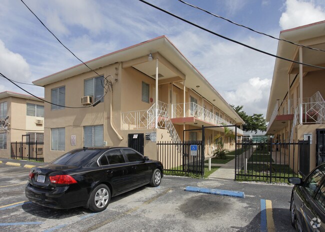 Beachway Apartaments - Beachway Apartments