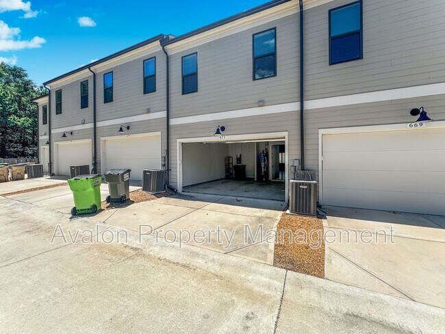 Building Photo - 671 Stickley Oak Way