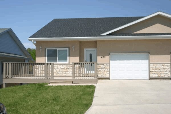 Primary Photo - 405 Reagan Dr