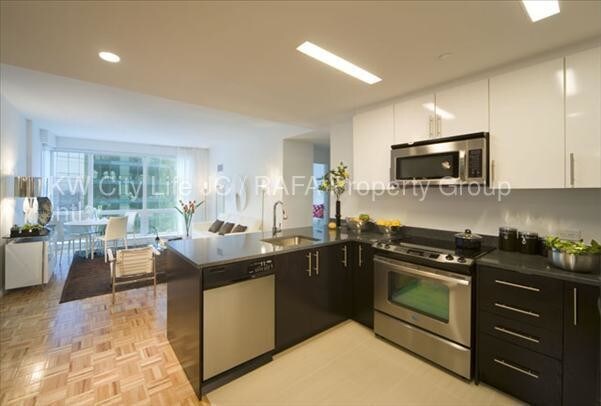 Foto del edificio - Great Location & Spectacular Views!