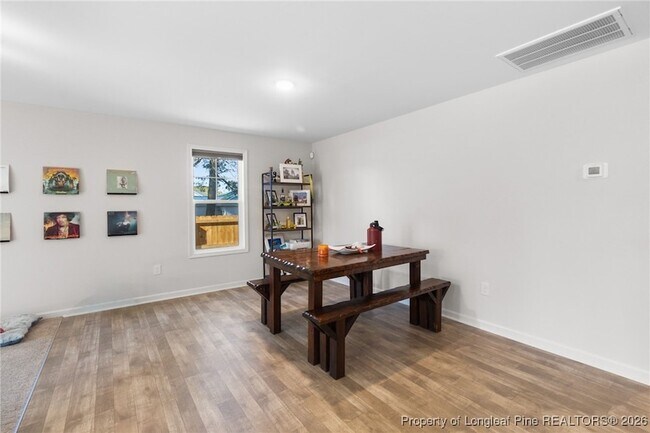 Building Photo - 302 Post Ave