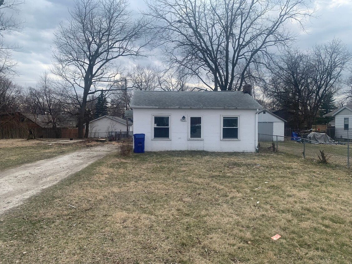 Foto principal - 1 bedroom house in peoria heights