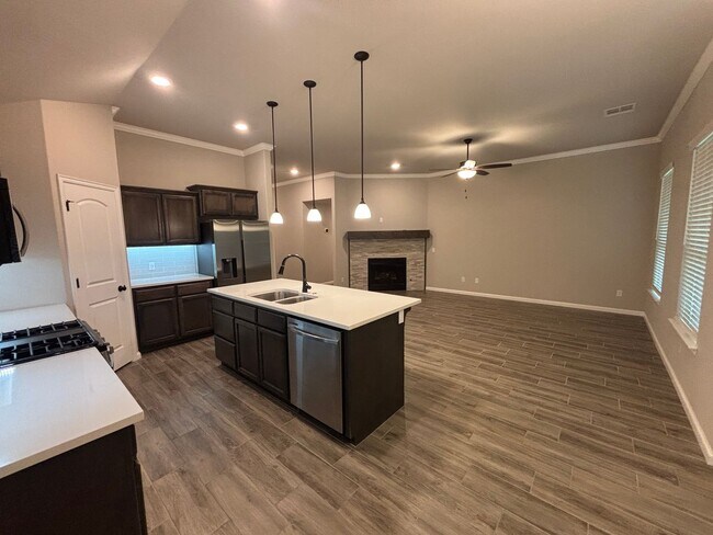 Foto del edificio - Wonderful 3 Bed 2 Bath Home in Norman