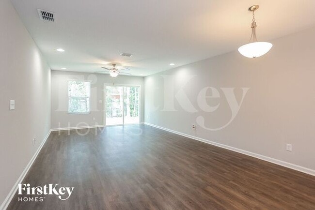 Foto del edificio - 11325 Margarets Landing Pl.