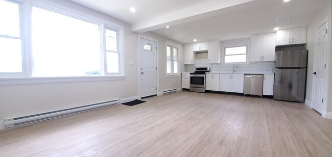 Photo du bâtiment - 368 Dufferin Av