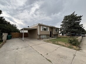 Building Photo - 125 W 8710 S