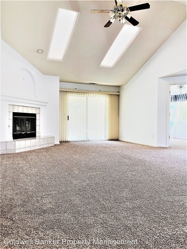 Building Photo - 3 br, 2 bath House - 3042 Sunglow