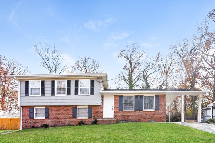 Foto principal - 2677 Luke Dr