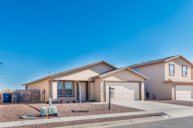 Building Photo - 10712 Blue Sage Cir